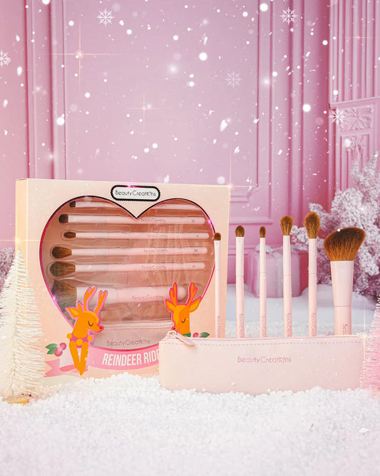Set de Brochas con Cosmetiquera Navidad Beauty Creations